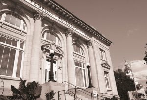 Danville’s Community Arts Center is located on Main Street, a short walk from Centre’s campus. They love to host Centre volunteers.